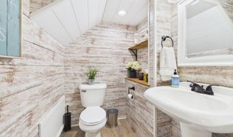 1607 Van Buskirk Rd, Anderson, IN 46011