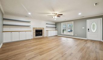 123 Walnut Hill Rd, Bells, TN 38006