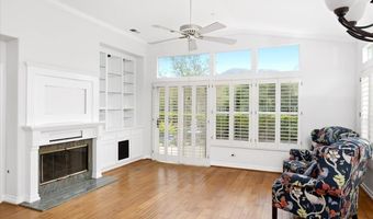 2314 Fallbrook Pl, Escondido, CA 92027