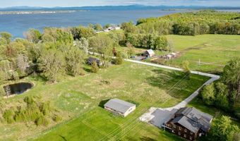 95 Center Bay Rd, Alburgh, VT 05440
