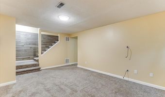 444 Greenvalley Dr, Andover, KS 67002