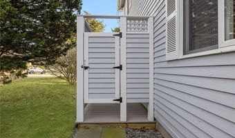 71 Willow Rd, Charlestown, RI 02813