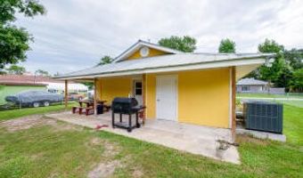 320 Sunset Dr, Holly Hill, FL 32117
