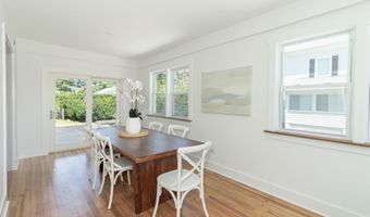 89 Commerce St, Clinton, CT 06413