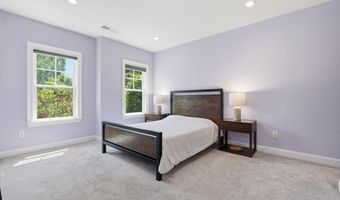 9123 OLD GEORGETOWN Rd, Bethesda, MD 20814