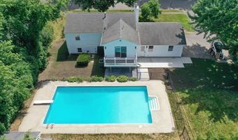 123 Mallard Cir, Agawam, MA 01001