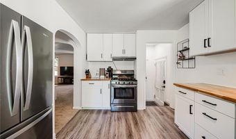 107 Cooper Foster Park Rd, Amherst, OH 44001