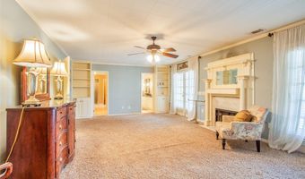 601 N Pickett St, Autaugaville, AL 36003