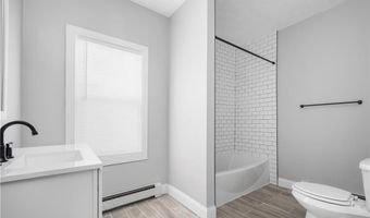 92 Spring St, Lincoln, RI 02838