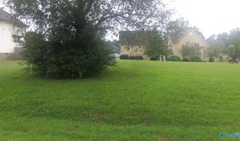 1111 Bentbrook Dr, Albertville, AL 35950