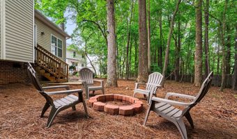 1209 Waterford Green Dr, Apex, NC 27502
