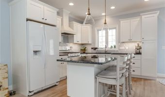 200 Wickford Ct, North Kingstown, RI 02852