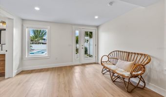 112 CEDAR Ave, Anna Maria, FL 34216