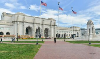 1027 6TH St NE, Washington, DC 20001