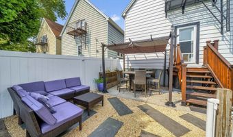 12 PAVONIA Ct 1, Bayonne, NJ 07002