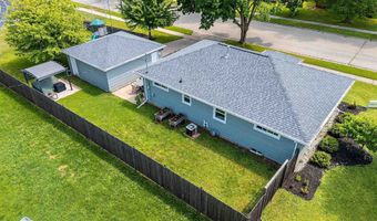 2207 S GREENVIEW St, Appleton, WI 54915