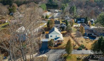 11 Forest Park Ln, Asheville, NC 28803
