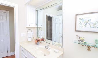 106 Glenside Dr, Brandon, MS 39042