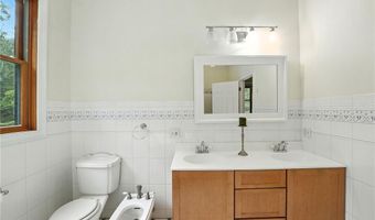 85 Gold Mine Rd, Glocester, RI 02814