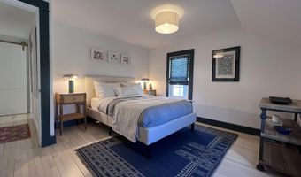 66 Howard St, Bangor, ME 04401