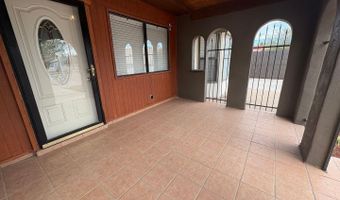 316 S Sixth St, Anthony, TX 79821