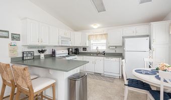 344 PINE CONE Dr, Berlin, MD 21811