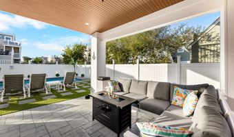 18 Mea Ln, Beach Haven, NJ 08008