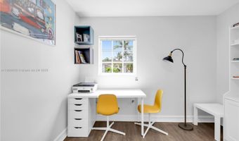 3015 NE 208th St 3015, Aventura, FL 33180