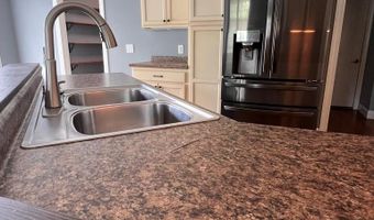 302 Brookside Dr, Algood, TN 38506