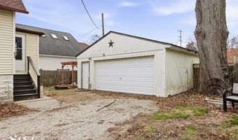 1713 St Clair River Dr, Algonac, MI 48001