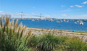 73 Conanicus Ave 4, Jamestown, RI 02835