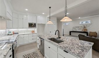 30 Cromer Dr, Bella Vista, AR 72715