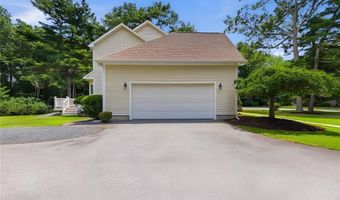 3 Connor Ln, Barrington, RI 02806