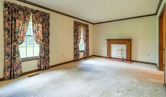19464 Triple Crown Dr, Abingdon, VA 24211