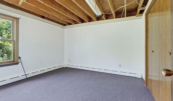 419 Sopers Mill Rd, Auburn, ME 04210