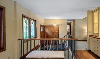 451 Reflection Rd, Apple Valley, MN 55124