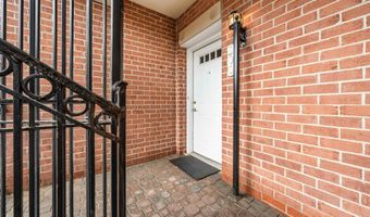 6940 FAIRFAX Dr 200, Arlington, VA 22213
