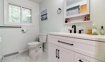 120 Stone Dam Rd, Glocester, RI 02857
