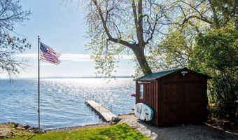 39 Bourdeau Ln N, Alburgh, VT 05440