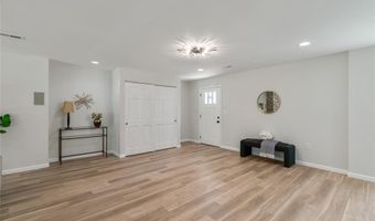 8540 Elsa Ave, Affton, MO 63123