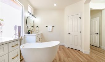 10410 Nostalgia Cir, Las Vegas, NV 89135