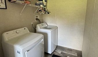 11729 E John St, Bicknell, IN 47512