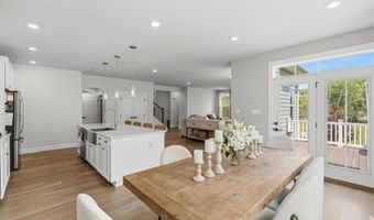 300 Crest Ln, Adams Twp., PA 16046