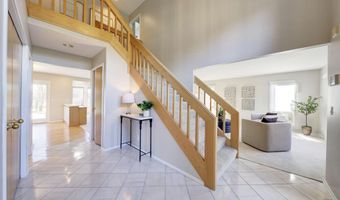 3682 Tanglewood Ct, Ann Arbor, MI 48105