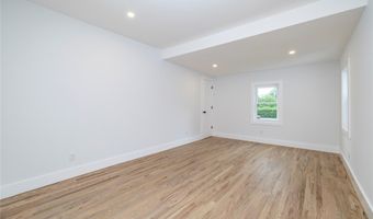 62 Central Ave, Amityville, NY 11701