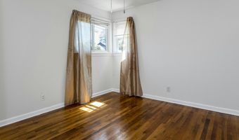 100 Loftus Cir, Bridgeport, CT 06606