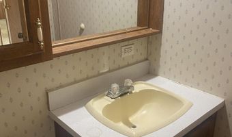 1113 Euclid Ave, Alma, MI 48801