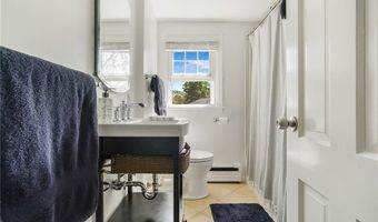 5 Indigo Rd, Barrington, RI 02806