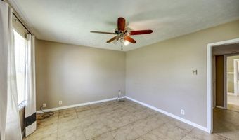 1107 N 3rd St, Bardstown, KY 40004