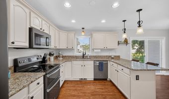 3706 SW Bluegrass Cir, Ankeny, IA 50023